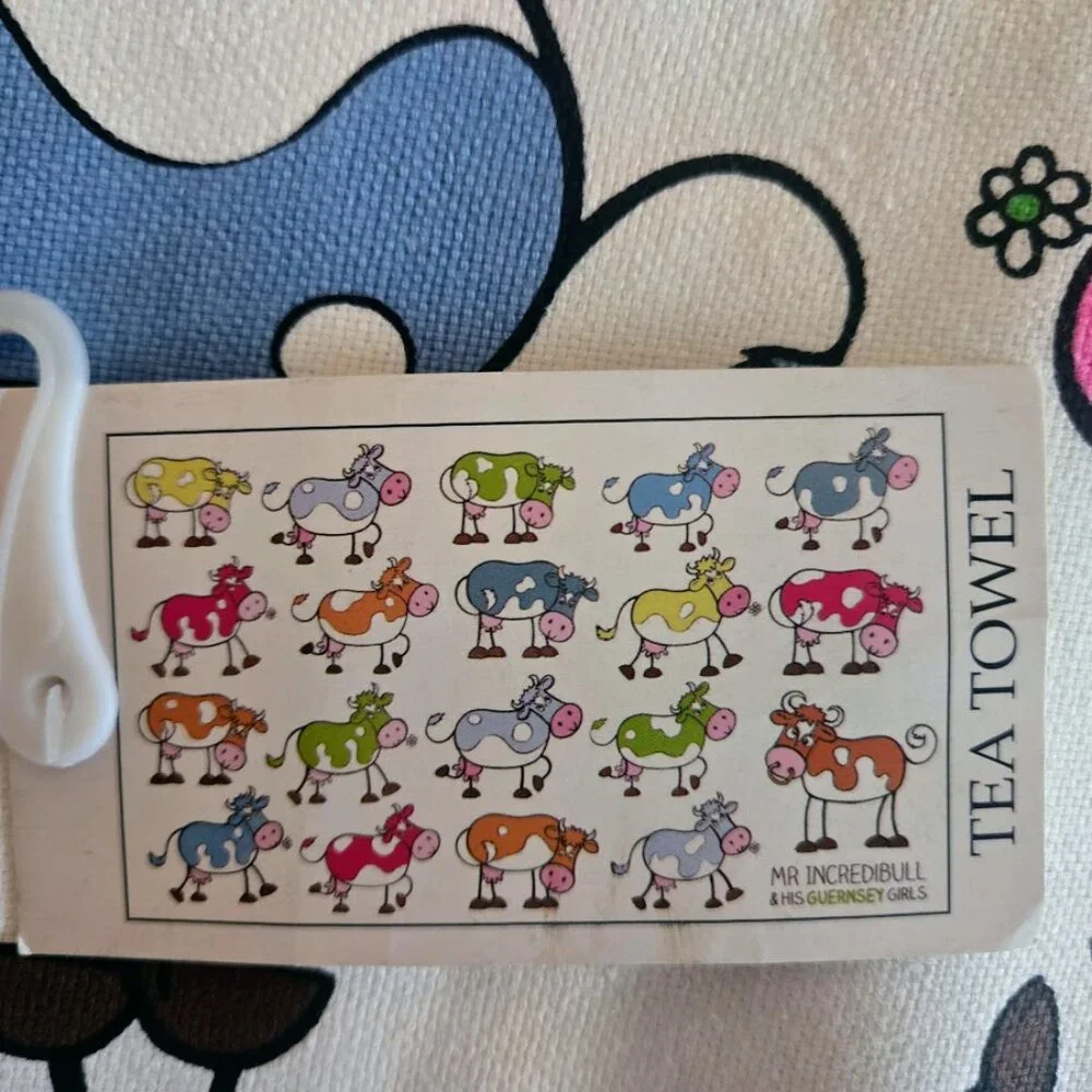 Guernsey cows cute tea towel NWT‎